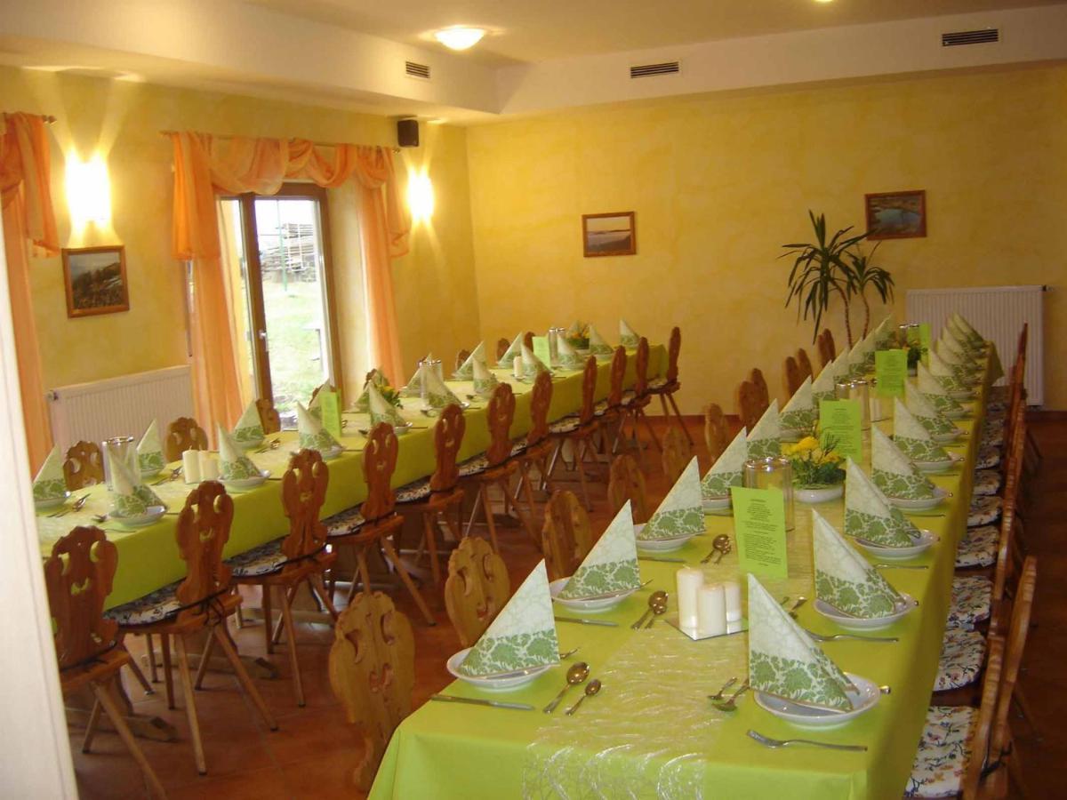 Rhoener Landhotel Haus Zur Wasserkuppe Ehrenberg  Экстерьер фото